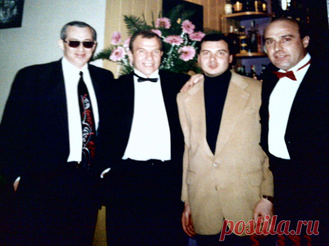 Клуб "Астор".Лихие 90 -е...