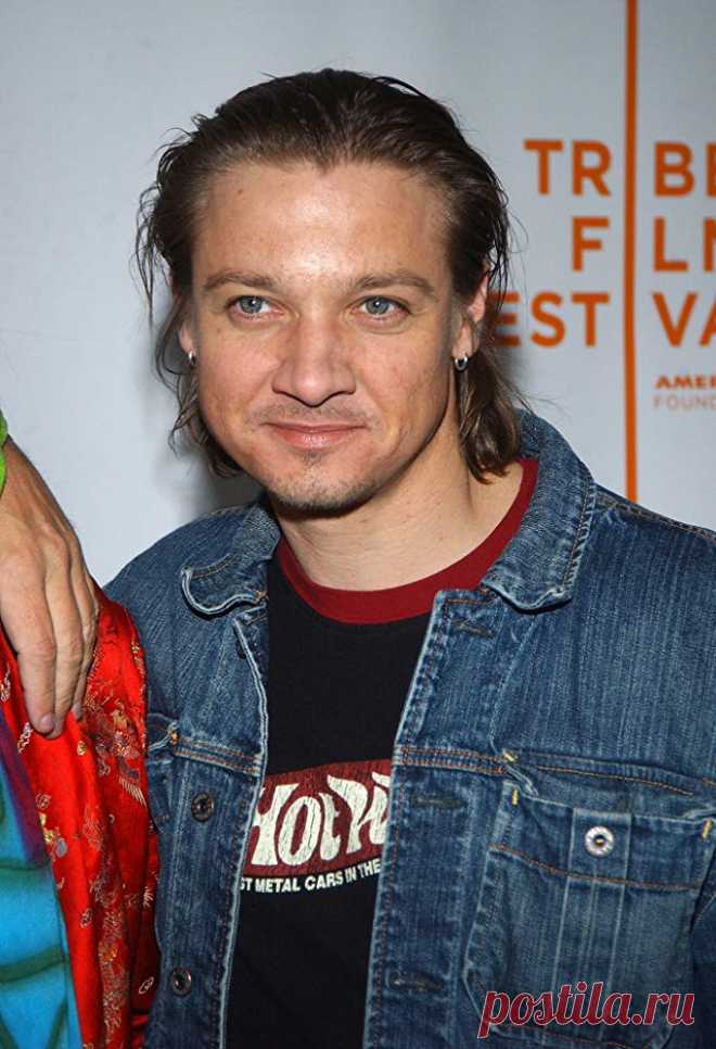 Джереми Реннер