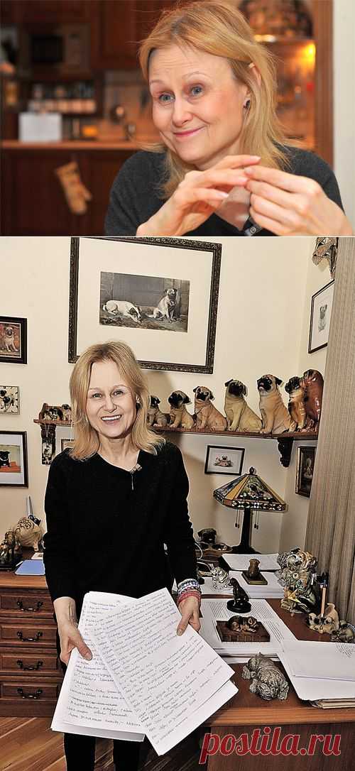 Дарья Донцова: «Налейте мужику борща. Авось, потом его потянет в спальню!» // KP.RU