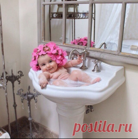 Мы не продаем по улицам, а занимаемся рекламой в сети! мы предлагаем не косметику, а работу! Благодаря нашему обучению, подробным инструкциям, вашим не сложным действиям 2-3 часа в день вы начнете зарабатывать, компания платит %! А еще гарантированный ОКЛАД, ПРЕМИИ и БОНУСЫ!!! Ни Каких вложений от вас не требуется! Только действия! Благодаря сегодняшним технологиям и их доступности вы можете стать владельцем собственного бизнеса, который в перспективе не требует ваших усилий.