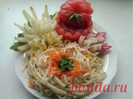 Домашняя лапша с овощами и домашним соусом | БУДЕТ ВКУСНО!