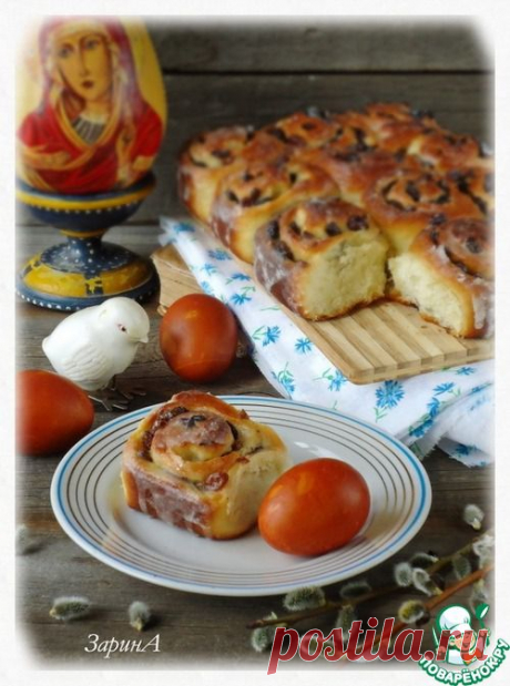 Плюшки с изюмом и сахарной глазурью - кулинарный рецепт