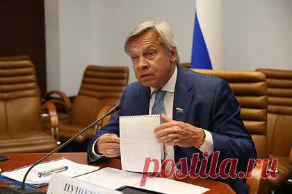 Пушков оценил отказ делегатов стран Балтии слушать речь Матвиенко. Сенатор Алексей Пушков назвал уход делегаций стран Балтии и Польши с выступления вице-спикера Совфеда Валентины Матвиенко в Афинах «явным фиаско». По его словам, «выглядело это бледно», так как почти все участники конференции европейских спикеров парламентов остались в зале.