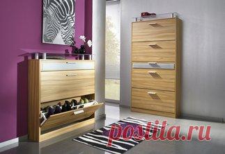 Маленькая прихожая. Идеи Хорошо, когда в прихожей много места, сразу появляется масса вариантов ее оформления, в такой ситуации вы можете позволить себе любые мебельные и декоративные изыски.Но, к сожалению, большинство прихо...