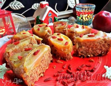 Пирог яблочный (без яиц). Ингредиенты: мука, оливковое масло, яблочный уксус