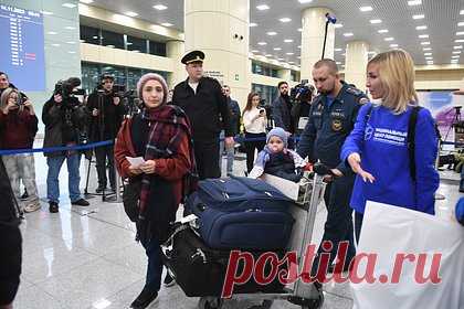 Очередную группу эвакуированных из Газы россиян доставили на родину. Очередная группа из 117 граждан России, эвакуированных накануне из сектора Газа, доставлена на родину. Самолет Ил-76 МЧС РФ, выполнявший спецрейс из Каира, совершил посадку в столичном аэропорту Домодедово. Самолет Ил-76, выполнявший спецрейс из Каира, совершил посадку в столичном аэропорту Домодедово.