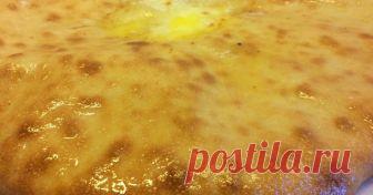 Классный рецепт - Тесто на осетинские пироги! Тесто на осетинские пироги.Тесто для осетинских пирогов.Dough for Ossetian pies.Кулинария с любовью.  Осетинские пироги – дань народной традиции и глубокие исторические корни.  Ученые выявили разные мнения о том, что именно символизируют три пирога. Три пирога символизируют - символы Бога, Солнца и Земли.