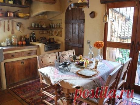 Moon to Moon: Japanese Cob Home..