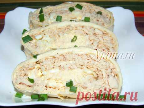 Рулет из лаваша с сулугуни и куриной грудкой