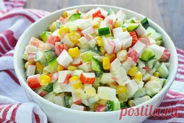 20 замечательных салатов с крабовыми палочками и кукурузой - Будет вкусно - Медиаплатформа МирТесен