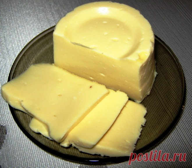 Домашний твердый сыр по очень легкому рецептику. Попробуйте какой он вкусный 
Иногда хочется покушать чего-нибудь домашнего, свежего и сытного. Но, увы, на полках магазина просто невозможно встретить что-то подобное, все очень сильно «походит» на эти витринные продукты, которы…