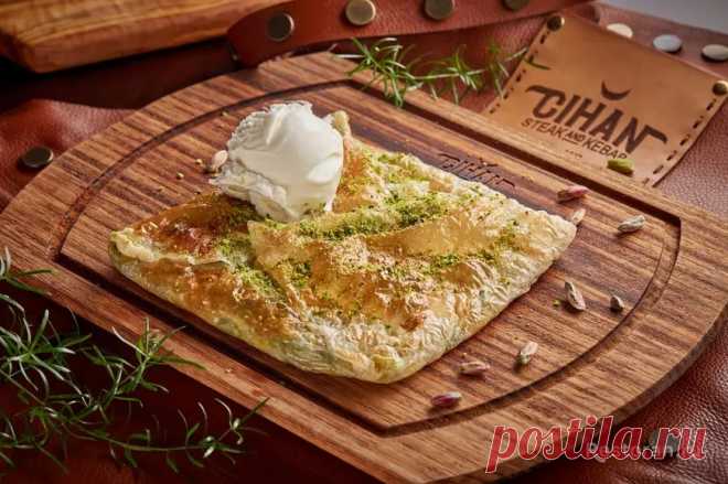 Слоёный хлеб Катмер от шеф-повара ресторана Cihan Turkish Steak and Kebab. Рецепты от шефа