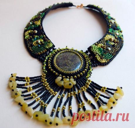 История бисера кратко Всё из бисера и о бисере плетём и вышиваем. Учимся плести и вышивать бисером, уроки и техники бисероплетения, мастер классы, схемы для вышивания бисером