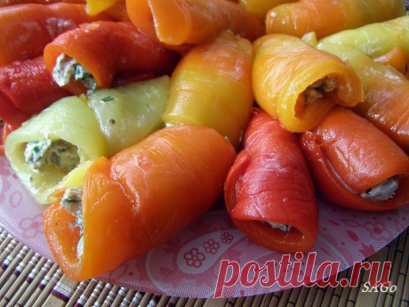 РУЛЕТИКИ ИЗ ПЕЧЁНОГО ПЕРЦА С НАЧИНКОЙ ИЗ КУРИЦЫ И БАКЛАЖАНА