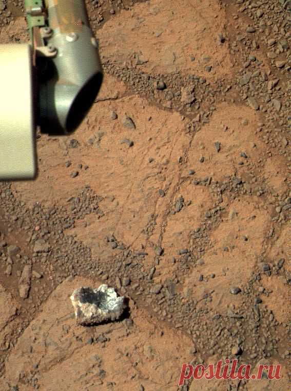 К марсоходу Opportunity "приполз" странный камень - 16 Января 2014 - Паранормальные новости- НЛО, чупакабра и другие