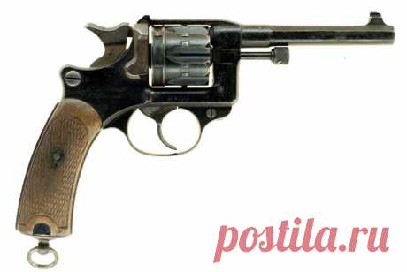 Французский револьвер образца 1892 года (French Model 1892 Revolver) Появление бездымных порохов способствовало существенной модернизации стрелкового оружия. Уменьшались калибры винтовок, снижался вес оружия, повышалась точность стрельбы.В 1886 году армия Франции приня…