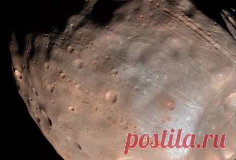 НАСА назвало сроки разрушения Фобоса Марсом | Наука и техника