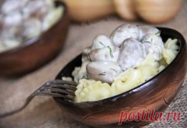 КУРИНЫЕ СЕРДЕЧКИ В СЫРНОМ СОУСЕ