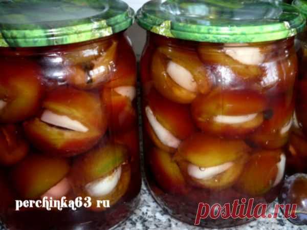 Маринованные сливы с чесноком
