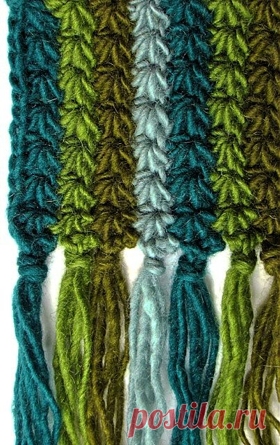 Starpath Scarf: How to Crochet Star Stitches in Stripes