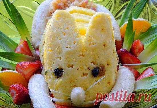 Пасхальный салат Заяц (из фруктов) « Рецепты салатов