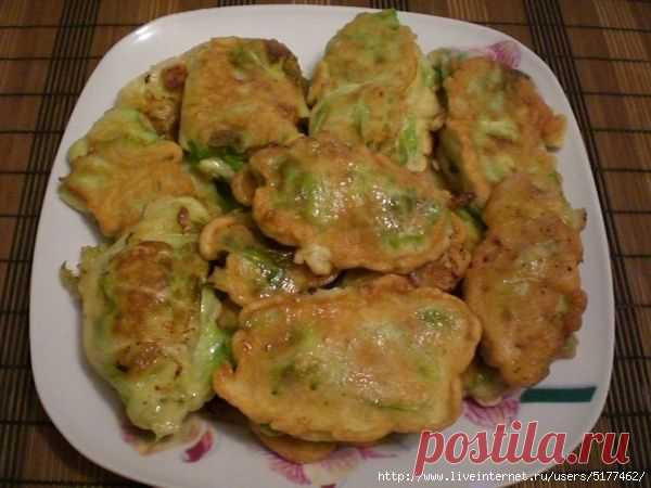 Капустные конвертики с сыром и карбонатом в кляре.