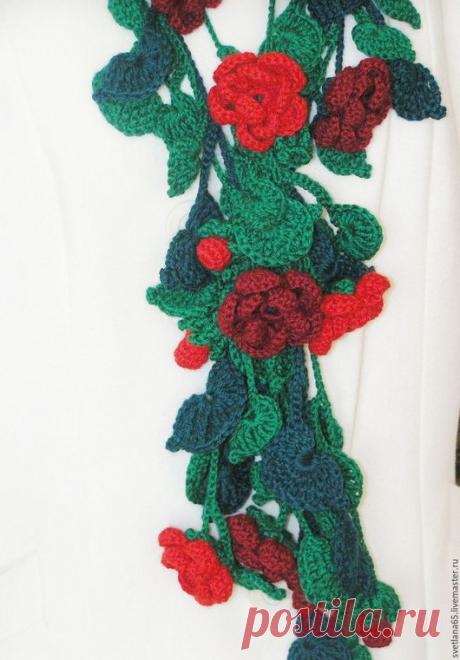 Купить Шарф "Цветочная гирлянда" - зеленый, цветочный, веточка, цветок, роза, бутон, листочек, листики