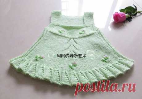 Нежные вязаные сарафаны для маленькой девочки | razpetelka.ru