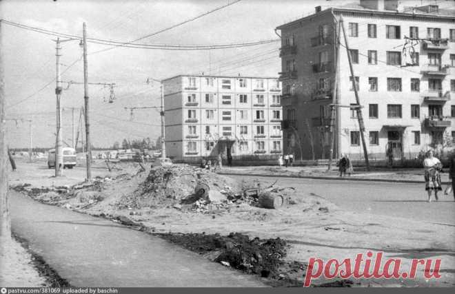 как застраивалась улица Юных Ленинцев с 1950 года: 4 тыс изображений найдено в Яндекс.Картинках