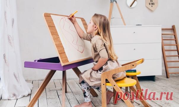 MOONK - это яркая и функциональная мебель, которая понравится каждому ребёнку! Безопасная конструкция и уникальный дизайн помогут малышу творить с удовольствием! Все предметы: Ознакомиться с мебелью и порисовать можно в нашем шоуруме в Москве: Ломоносовский проспект 29к1, мы работаем каждый день!