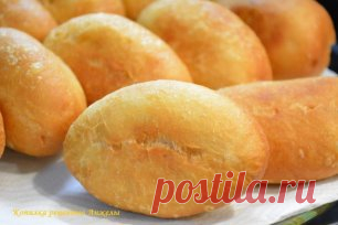 ТЕСТО ДЛЯ ЖАРЕНЫХ ПИРОЖКОВ/БЕЛЯШЕЙ
Очень вкусное и простое в приготовлении!
=ИНГРЕДИЕНТЫ
Для дрожжевой болтушки:
50 мл воды
1 ч ложка (5 г) сухих дрожжей
1 ч ложка сахара

Для теста:
250 мл молока/воды/кефира
2 желтка (по желанию)
2 ч ложки сахара
1\2 ч ложки соли
500 г муки (у вас может уйти чуть больше или меньше, т.к мука везде разная)
2 ст ложки растительного масла