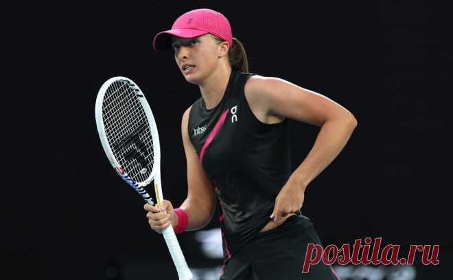 Первая ракетка мира сенсационно вылетела в третьем круге Australian Open. Полька Ига Свёнтек уступила 19-летней Линде Носковой из Чехии