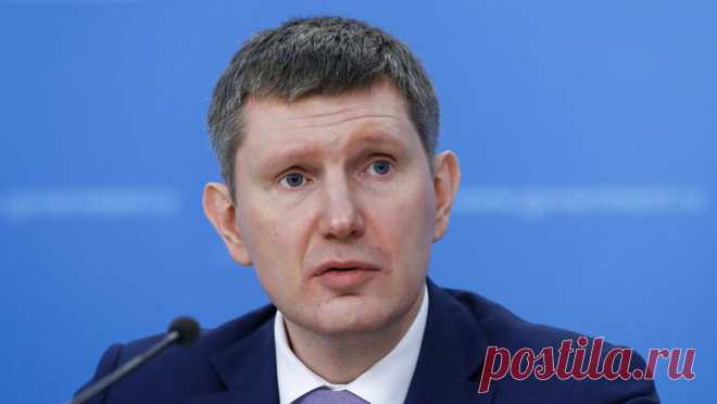 Решетников назвал одну из главных проблем в современной экономике. В России сохраняется проблема дефицита рабочих кадров. Наряду с процентными ставками это одна из главных проблем в экономике на сегодняшний день, заявил глава Минэкономразвития России Максим Решетников в интервью RT. Проблема с нехваткой ...