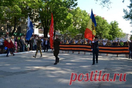 (фото) Жители Молдовы торжественно отметили 70-летие Победы | Actualitati.md