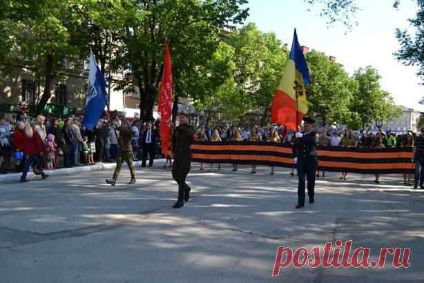 (фото) Жители Молдовы торжественно отметили 70-летие Победы | Actualitati.md