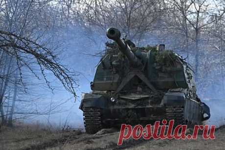 В России объяснили конфликт на Украине борьбой с Западом. Ведение Россией СВО на Украине является борьбой Москвы с коллективным Западом, написал в своей статье посол РФ в Габоне Ильяс Искандаров. «То, что происходит сейчас в этой стране, является не русско-украинской войной, а конфликтом России с коллективным Западом во главе с США», — описал свое видение СВО Искандаров.