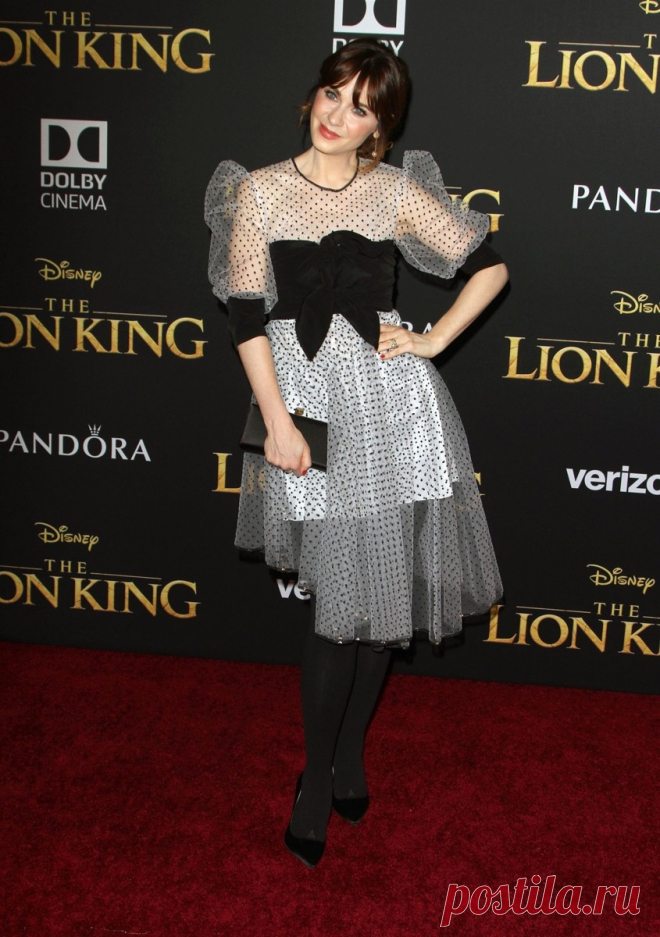 Зои Дешанель