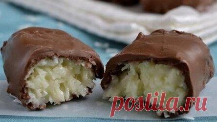 Восхитительные конфеты «Баунти» — 20 минут, и это чудо готово! Незабываемый вкус. Ты знал, что любимые с детства конфеты можно легко приготовить в домашних условиях? Да, для того чтобы сделать натуральные и невероятно вкусные конфеты «Баунти» нужно всего-то 20 минут времени, три простых ингредиента, и вот оно — счастье. Самое интересное, что этот рецепт не содержит даже намека на масло, то есть он низкокалорийный. Но вкус при этом волшебный! ИНГРЕДИЕНТЫ. 2 плитки молочного...