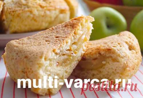 Пирог с грушами и яблоками в мультиварке