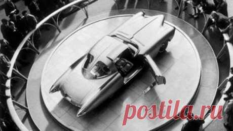 Oldsmobile Golden Rocket 1956 года: ракета с кузовом из стеклопластик . Тут забавно !!!