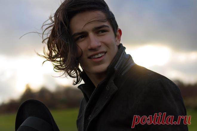 Арамис Найт