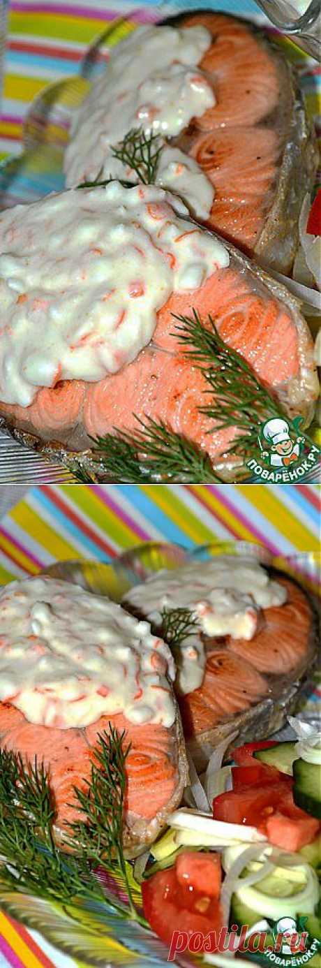 Форель с крабовым соусом и чесноком - кулинарный рецепт
