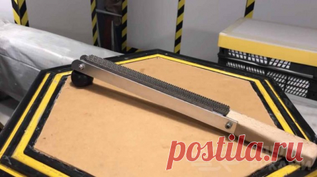 Рашпиль по дереву и металлу из полотен для маятниковой пилы Для первичной обработки заготовок из металла и дерева используют рашпиль. Этот инструмент является «родственником» напильника, однако имеет более крупные