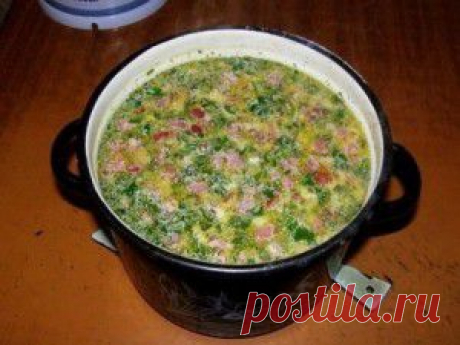 Горячий сырный  с колбасой