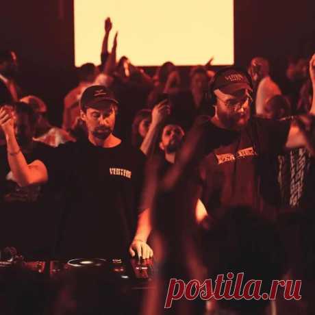 andhim Sober October Chart - DJ-Source.com
