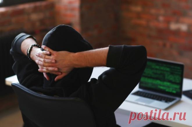 Хакеры взломали аккаунт блогерши Акуны Мататы и украли деньги у подписчицы. Одна из подписчиц Нечаевой, проживающая в Тульской облати, наткнулась на ее странице на фейковое объявление о розыгрыше ценных призов и потеряла 10 тысяч рублей.