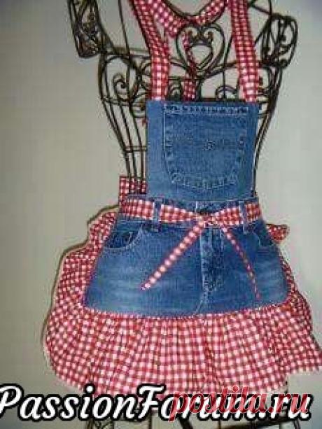 Еще фартуки на 8 Марта