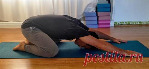 8 упражнений и поз из йоги, с которыми вы навсегда забудете о радикулите и болях в спине