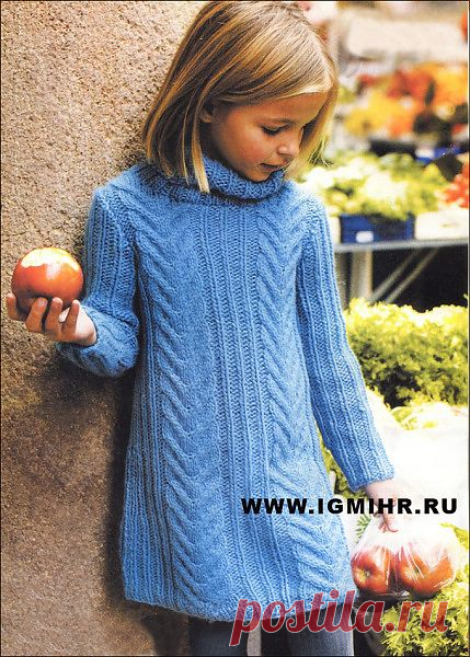 Синее теплое платье для девочки. Спицы..