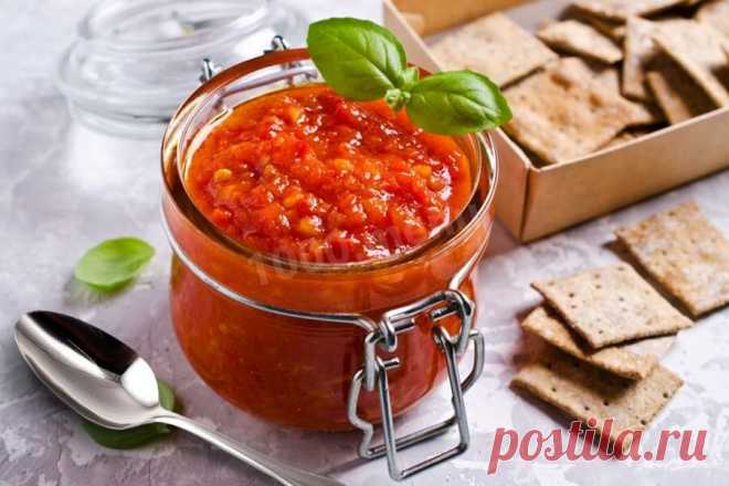 Ядреная аджика из кабачков 